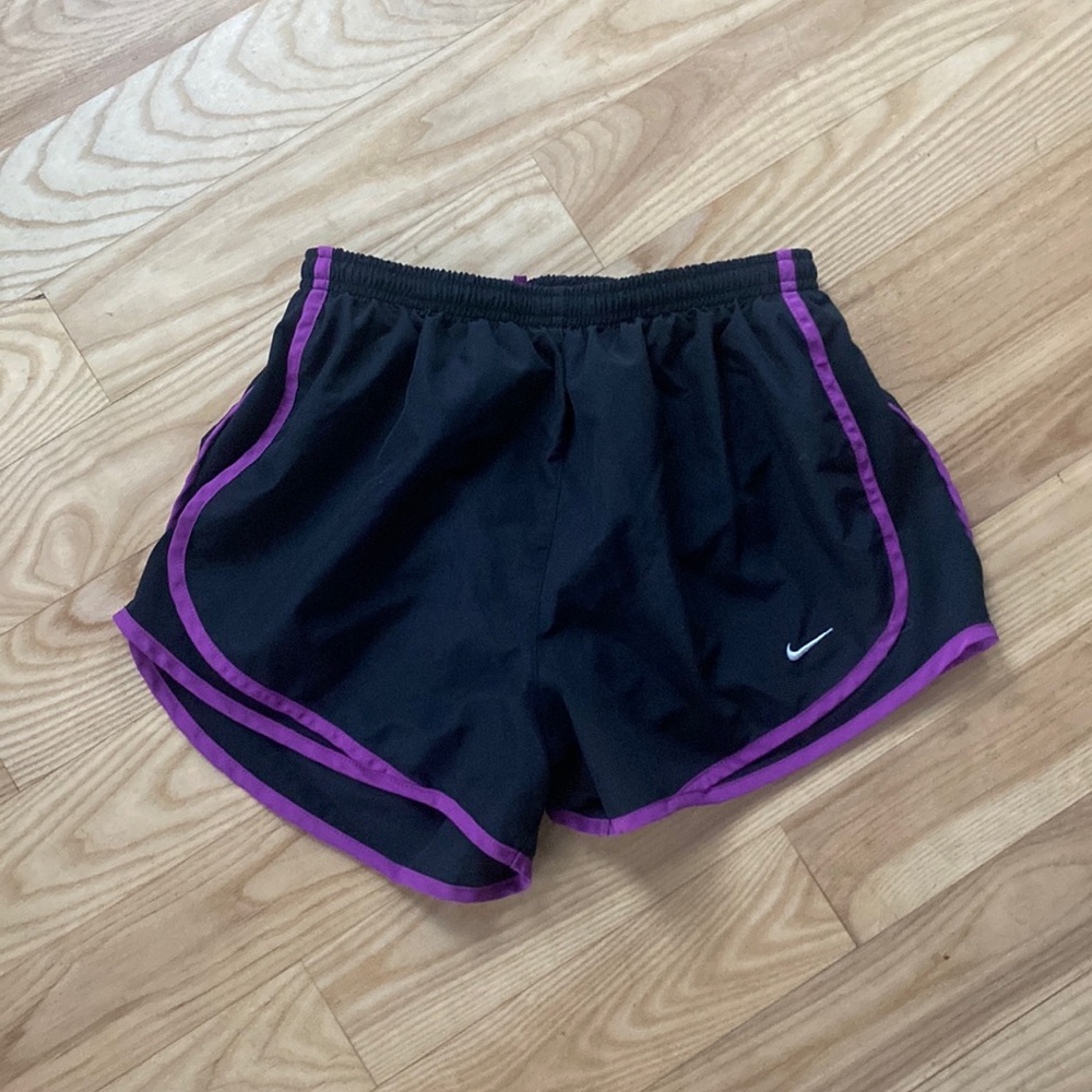 💛nike dri fit shorts